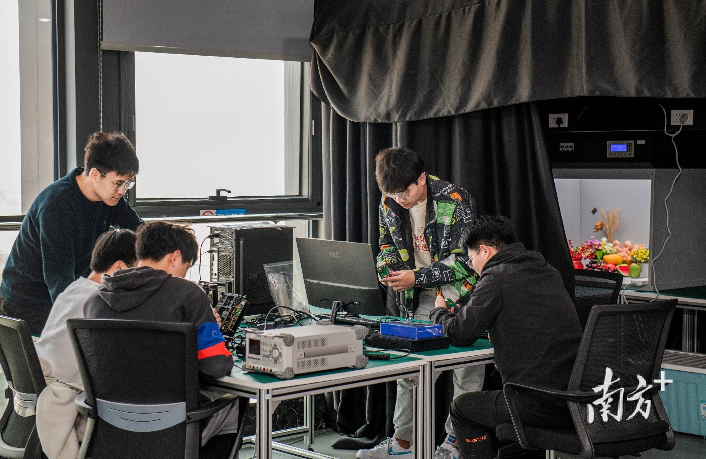 全周期投行服务，陪伴企业蝶变(路加福者17章11一19节讲解)-第2张图片-战略资本商业服务